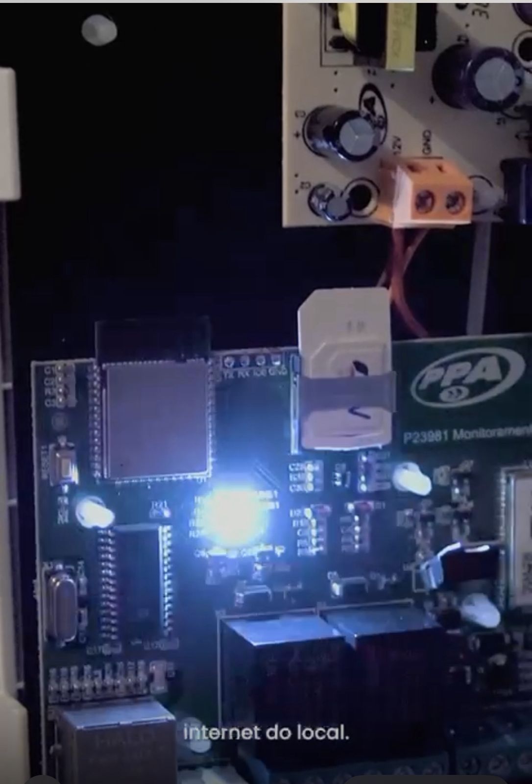 App mostrando nível do reservatório